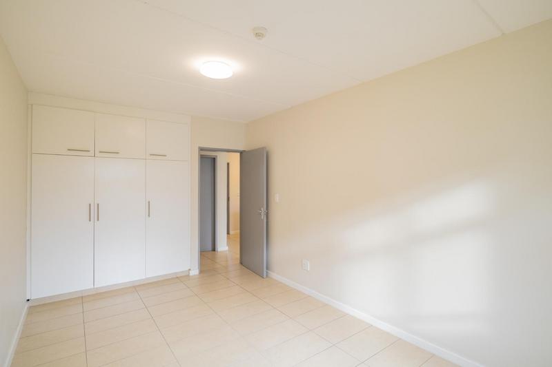 To Let 2 Bedroom Property for Rent in Diep River Western Cape